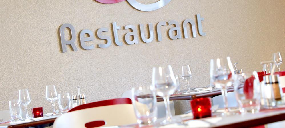 Campanile Paris Ouest - Nanterre - La Defense Hotel Restaurant photo